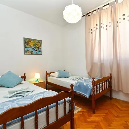 Apartment Fuer 7 Personen Ca 100 Qm In Fazana, Istrien Istrische Riviera Fazana